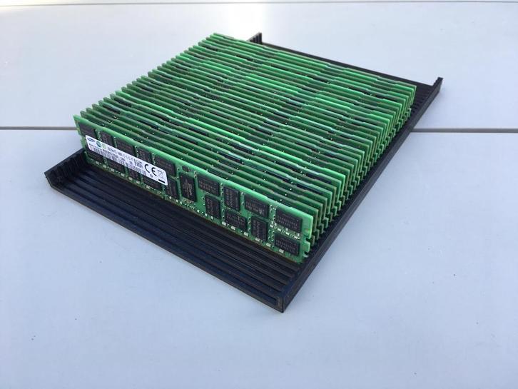 ram geheugen voor mac pro 6.1 of 5.1 of CPU's voor SPOTPRIJS, Computers en Software, RAM geheugen, Zo goed als nieuw, Desktop