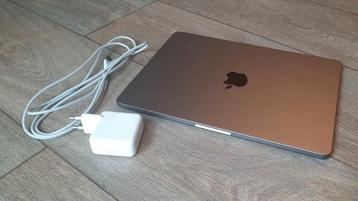 Apple MacBook Air (M3, 2024, 16GB RAM, 512GB SSD, grijs) beschikbaar voor biedingen