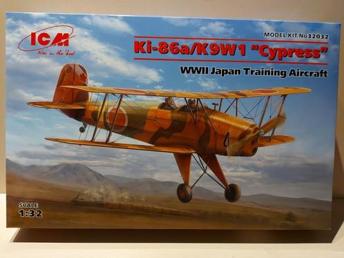 ICM(32032): Kokusai Ki-86a/K9W1 "Cypress (WW.II Japan Traini, Hobby en Vrije tijd, Modelbouw | Vliegtuigen en Helikopters, Nieuw