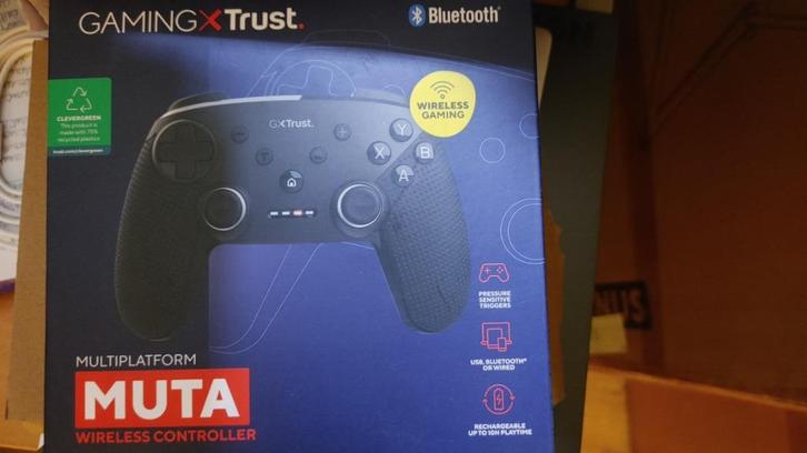 Trust GXT 542 Muta Wireless Controller, Games en Spelcomputers, Spelcomputers | Overige Accessoires, Zo goed als nieuw, Ophalen of Verzenden