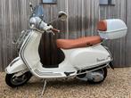 Vespa LX 125 met slechts 970 km, Fietsen en Brommers, Scooters | Vespa, Vespa LX, Benzine, Zo goed als nieuw, Ophalen