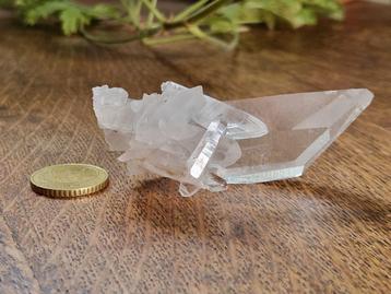 Schitterende Hyalien Kristal Cluster - 85 g ! beschikbaar voor biedingen