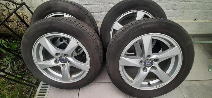 Volvo V60 winterbanden en velgen, Auto-onderdelen, Banden en Velgen, Banden en Velgen, Winterbanden, 16 inch, 215 mm, Gebruikt