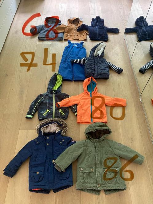 Kinderjassen & regenpakje jongen - maten 68 / 74 / 80 / 86, Kinderen en Baby's, Kinderkleding | Kinder-kledingpakketten, Zo goed als nieuw