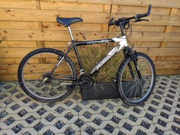 Vélo, Vélos & Vélomoteurs, Enlèvement, Utilisé, 24 pouces ou plus, Repose-pieds