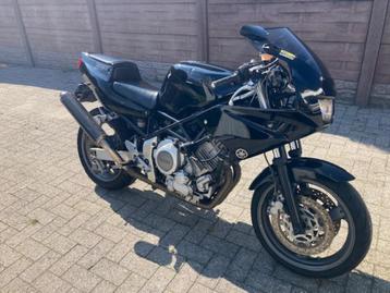 Yamaha TRX 850 -1996 (à enregistrer comme véhicule d'occasio disponible aux enchères