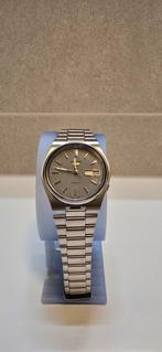 Cadran gris Vintage Seiko 5 Automatic 7009-3130, Montre-bracelet, Seiko, Enlèvement ou Envoi, Acier
