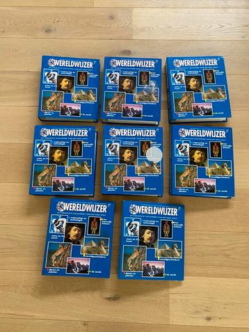 Wereldwijzer encyclopedie  beschikbaar voor biedingen