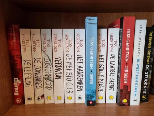 Tess Gerritsen - reeks Rizzoli & Isles, Boeken, Detectives, Zo goed als nieuw, Ophalen of Verzenden