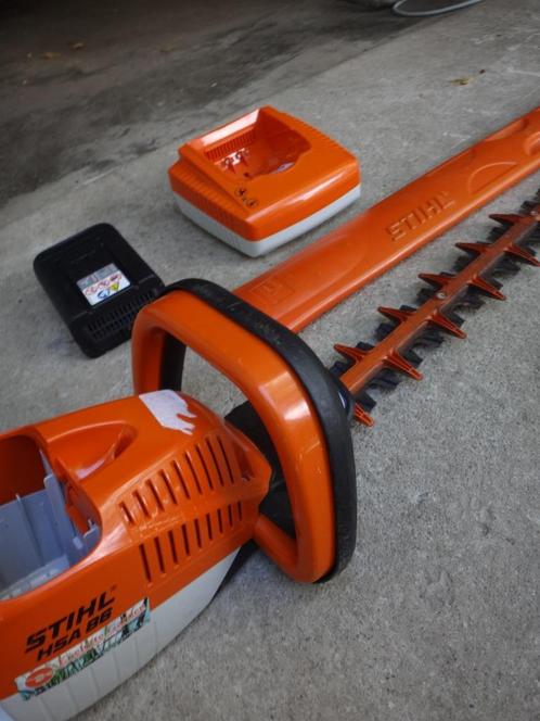Stihl met batterijen en oplader, Tuin en Terras, Hand-tuingereedschap, Gebruikt, Ophalen
