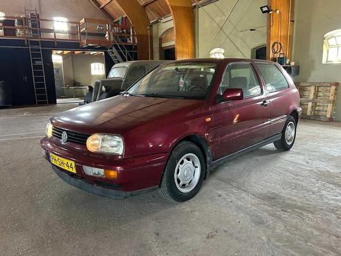 1996 Volkswagen Golf III 1.6 GL Personenauto, Auto's, Oldtimers, Bedrijf, Volkswagen, Benzine, Stadsauto, Handgeschakeld