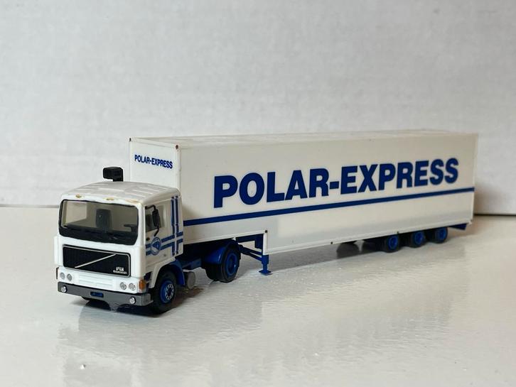 Herpa Volvo F12 Polar Express volume 1/87, Hobby en Vrije tijd, Modelauto's | 1:87, Gebruikt, Bus of Vrachtwagen, Herpa, Ophalen of Verzenden