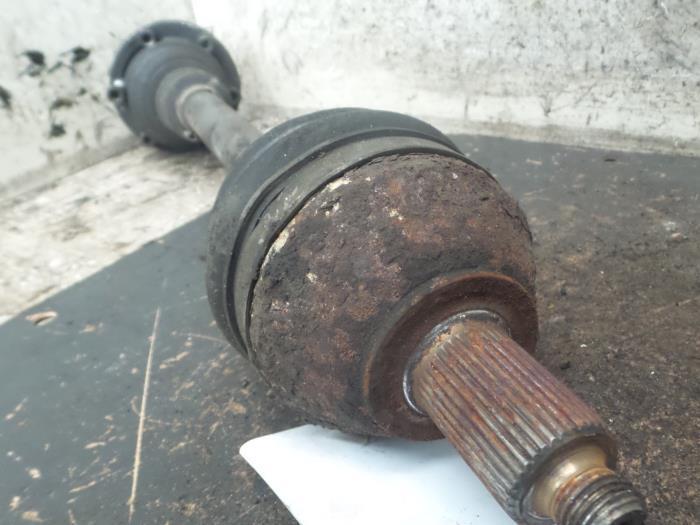 Aandrijfas links-voor van een Seat Ibiza, Auto-onderdelen, Remmen en Aandrijving, Seat, Gebruikt, 3 maanden garantie, Ophalen of Verzenden