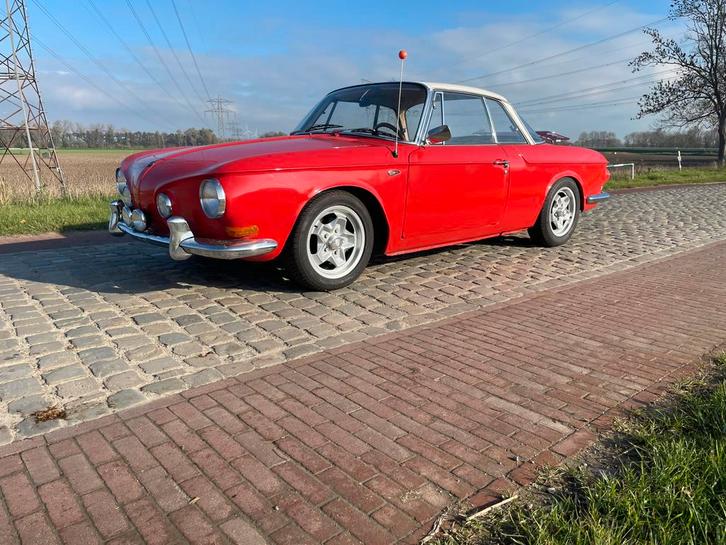 Volkswagen type 34, Auto's, Oldtimers, Particulier, Radio, Volkswagen, Benzine, Coupé, 2 deurs, Handgeschakeld, Rood, Zwart, Achterwielaandrijving