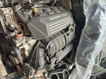 Grand Cherokee 6,4 motor /moteur  beschikbaar voor biedingen