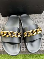 Versace teenslipper met ketting, Nieuw, Sandalen, Versace, Zwart