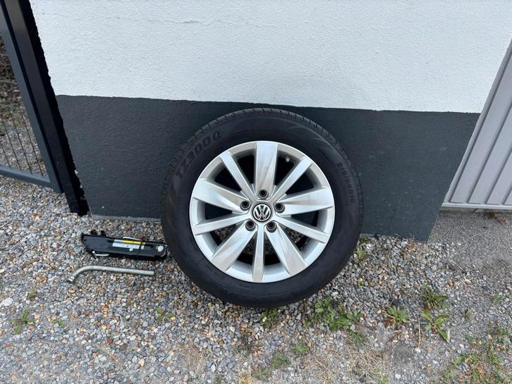 Roue de secours VW,Audi,Seat,Skoda(215/55R16 ) neuf, Autos : Pièces & Accessoires, Autres pièces automobiles, Audi, Seat, Volkswagen