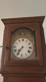 Mooie staande klok, Ophalen