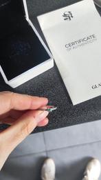 Bague en argent avec pierre émeraude, Enlèvement, Argent