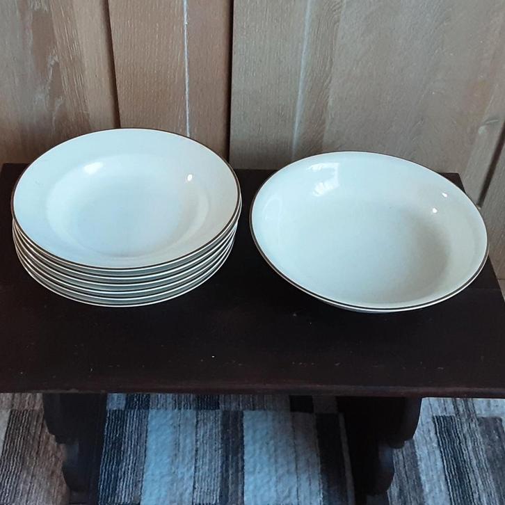 Mooie porseleinen service 7 dingen, Perfecte staat, Huis en Inrichting, Keuken | Servies, Porselein, Ophalen of Verzenden