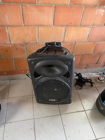 Baffle ibiza karaoke, Enlèvement, Utilisé