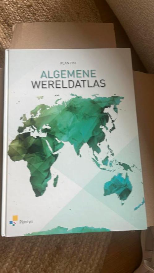 Plantyn Algemene Wereldatlas editie 2012, Boeken, Atlassen en Landkaarten, Zo goed als nieuw, Ophalen