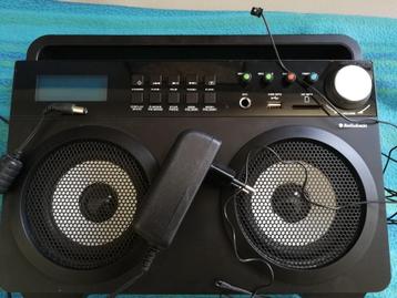 Audio Sonic met radio, bluetooth,USB,SD beschikbaar voor biedingen