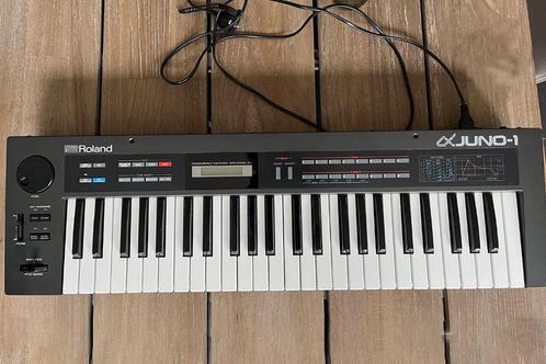 Roland Alpha juno 1, Muziek en Instrumenten, Synthesizers, Gebruikt, 49 toetsen, Roland, Met midi-aansluiting, Ophalen of Verzenden