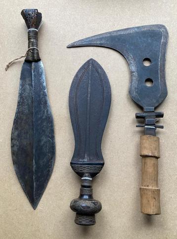 Een kleine collectie Afrikaanse wapens (Congo, Afrika) beschikbaar voor biedingen