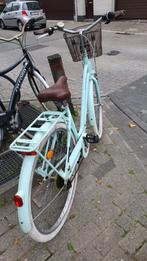 B-twin fiets/lichtblauw te koop, Fietsen en Brommers, Ophalen