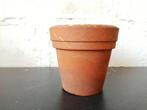 4 stuks voor € 1: kleine, oude terracotta bloempotjes 8 cm, Tuin en Terras, Bloempotten, Ophalen, Terracotta