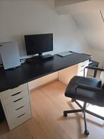 Ruim bureau met veel opbergruimte, Ophalen, Zo goed als nieuw, Bureau