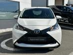 Toyota Aygo x-play, Auto's, Toyota, Automaat, 72 pk, Wit, 5 deurs