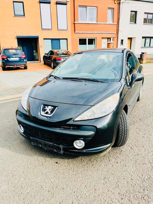 Peugeot 207 seulement 108.000 km 1,4 essence, Autos, Peugeot, Particulier, ABS, Air conditionné, Alarme, Ordinateur de bord, Verrouillage central