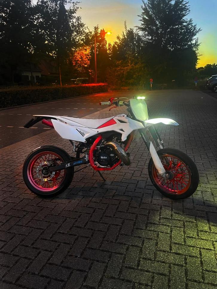 Beta RR 50 Track, Fietsen en Brommers, Brommers | Crossbrommers, Overige merken, Ophalen