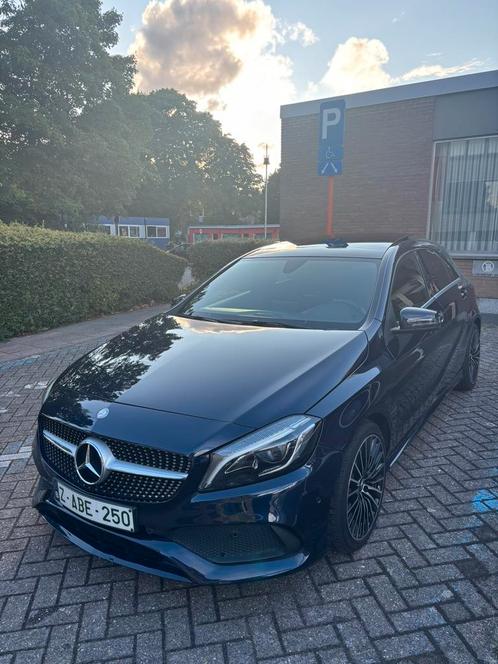 MERCEDES-BENZ A180D | 7G-DCT | AMG//|PANO 12 MOIS GARANTIE, Auto's, Mercedes-Benz, Bedrijf, A-Klasse, ABS, Adaptieve lichten, Adaptive Cruise Control