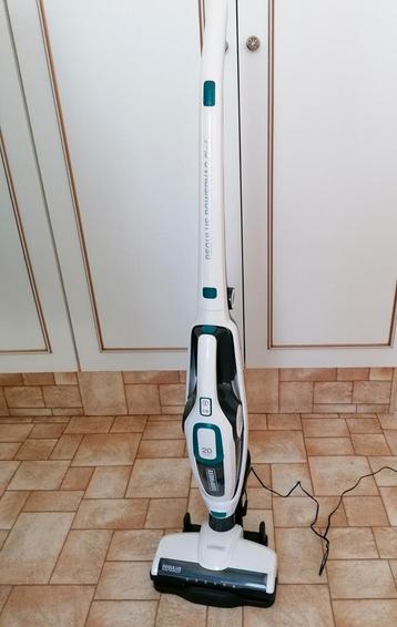 Leifheit steelstofzuiger Powervac Regulus 2in1  beschikbaar voor biedingen