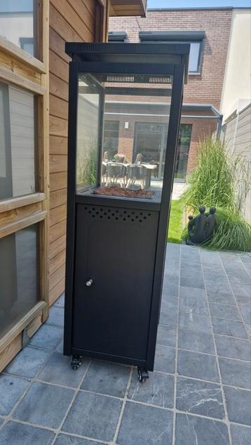 2 (bijna zo goed als nieuw) terras verwarmers op gas  beschikbaar voor biedingen