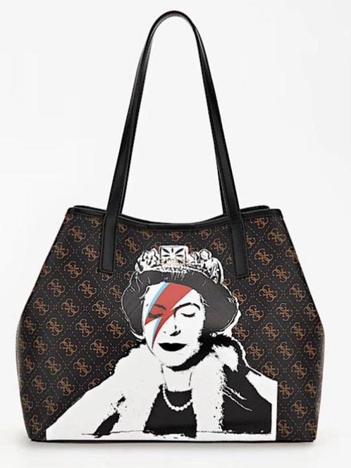 BANKSY: exclusief. Set van 6 nieuwe GUESS-tassen, Antiek en Kunst, Kunst | Designobjecten, Ophalen of Verzenden