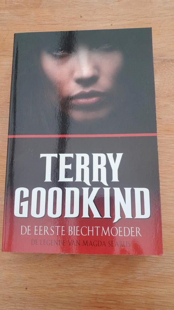 Terry Goodkind - De eerste biechtmoeder, Boeken, Fantasy, Zo goed als nieuw, Ophalen of Verzenden