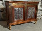 Oude kleine kast in inlegwerk  Boulle, Antiek en Kunst, Antiek | Meubels | Kasten, Ophalen