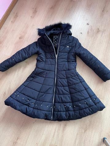 Meisjesjas merk le chic 152, Kinderen en Baby's, Ophalen, Zo goed als nieuw, Meisje, Jas