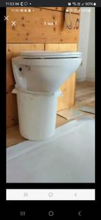 Met 2 hangende toiletpotten, 1 met en 1 zonder plank, Ophalen, Nieuw