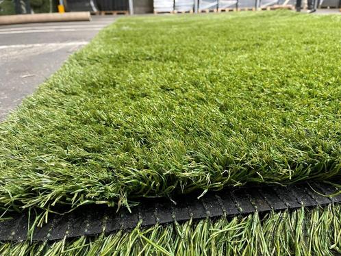 Mooi Stuk Kunstgras 24m2 (4m x 6m) €192,-, Tuin en Terras, Gras en Kunstgras, Zo goed als nieuw, Kunstgras, 20 m² of meer, Ophalen of Verzenden