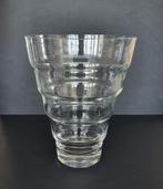 Glazen vaas in een speciaal model, Huis en Inrichting, Woonaccessoires | Vazen, Minder dan 50 cm, Glas, Gebruikt, Ophalen of Verzenden