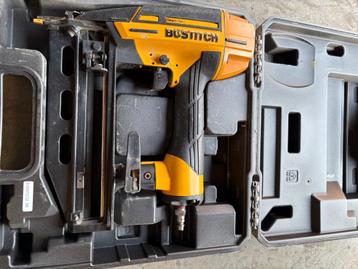 Bostitch nagelpistool brads, Enlèvement, Utilisé