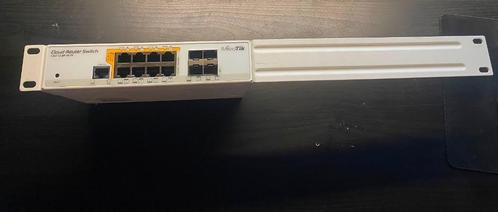 Commutateur de routeur cloud CRS112-8P-4S-IN + montable en r, Informatique & Logiciels, Routeurs & Modems, Utilisé, Routeur, Enlèvement ou Envoi