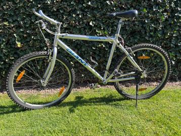 Giant Boulder Alu Lite mountainbike beschikbaar voor biedingen