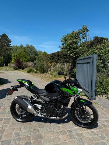 Kawasaki Z400 *2400km* 2023 A2 beschikbaar voor biedingen