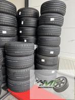 2x Pirelli P Zero PZ4 A0 245 35 19 93Y XL NIEUW DOT4723, Auto-onderdelen, Banden en Velgen, 19 inch, 245 mm, -, -